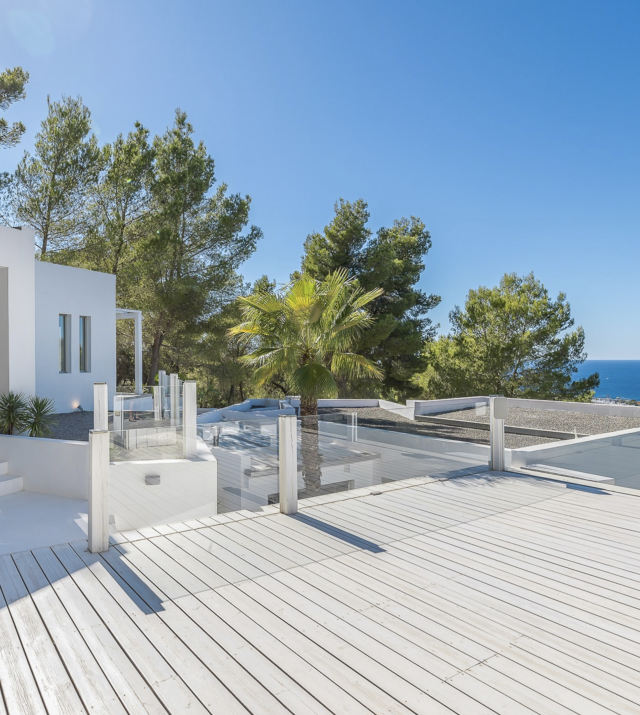 Resa Estates Ivy Cala Tarida Ibiza  luxe woning villa for rent te huur house deck.png